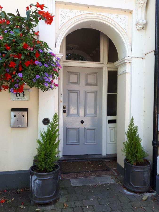 Canterbury Lodge Exterior photo